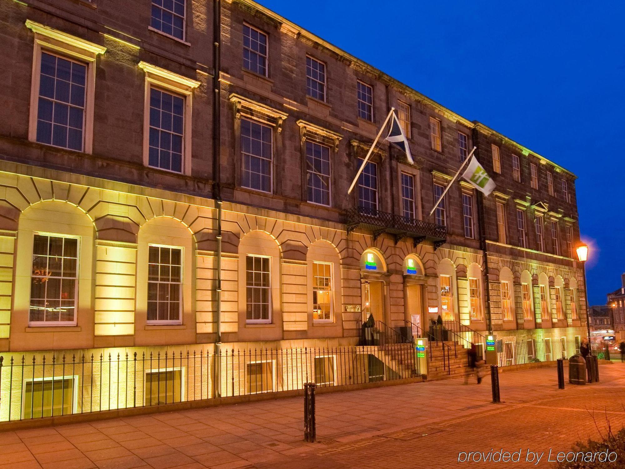 Holiday Inn Express Edinburgh City Centre, An Ihg Hotel Exterior photo